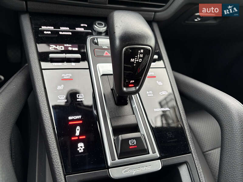 Позашляховик / Кросовер Porsche Cayenne 2018 в Києві