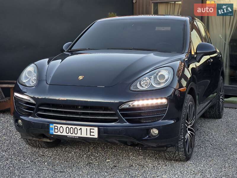 Позашляховик / Кросовер Porsche Cayenne 2011 в Тернополі