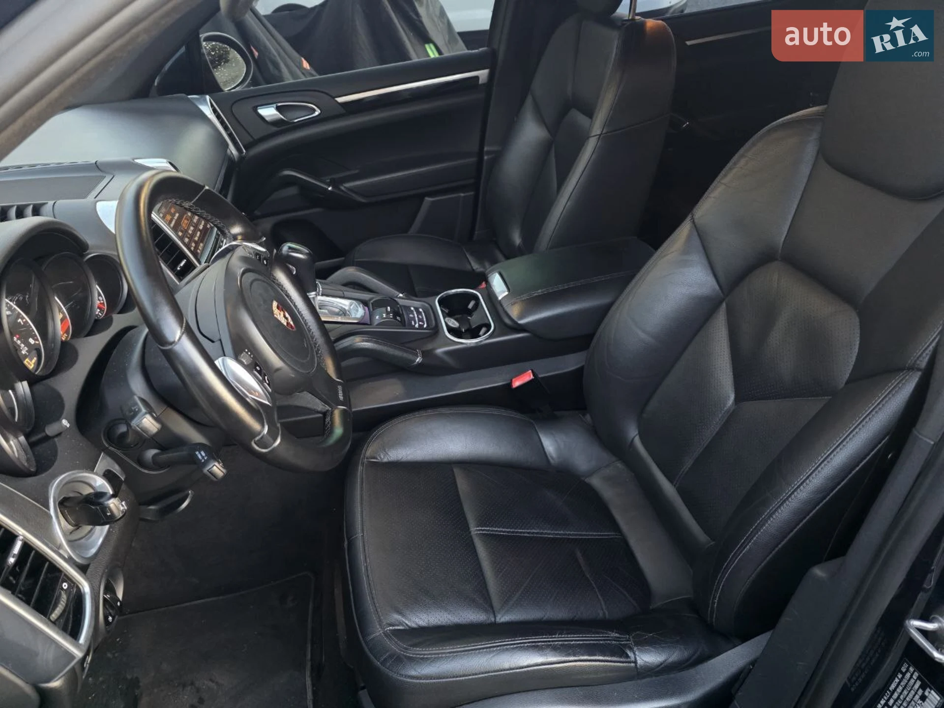 2011 Porsche Cayenne - мініатюра 21