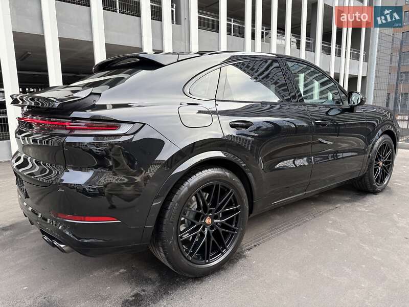 Внедорожник / Кроссовер Porsche Cayenne 2024 в Киеве