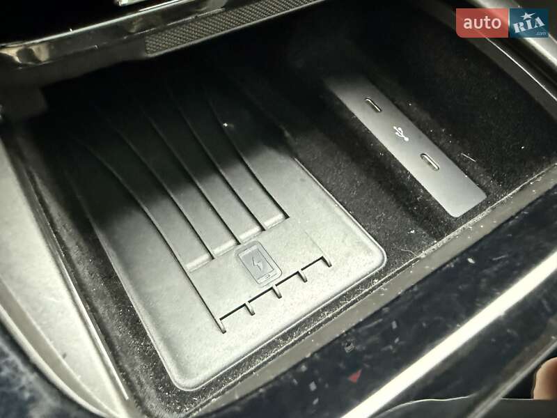 Внедорожник / Кроссовер Porsche Cayenne 2024 в Киеве