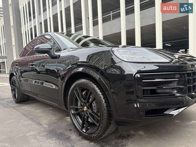 Внедорожник / Кроссовер Porsche Cayenne 2024 в Киеве
