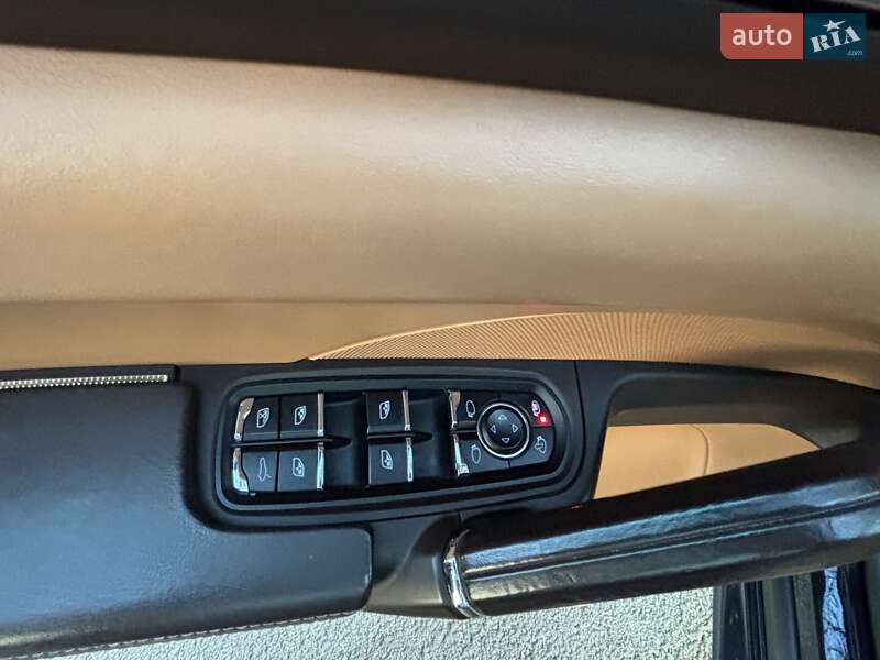 Позашляховик / Кросовер Porsche Cayenne 2015 в Києві фото 18 Позашляховик / Кросовер Porsche Cayenne 2015 в Києві