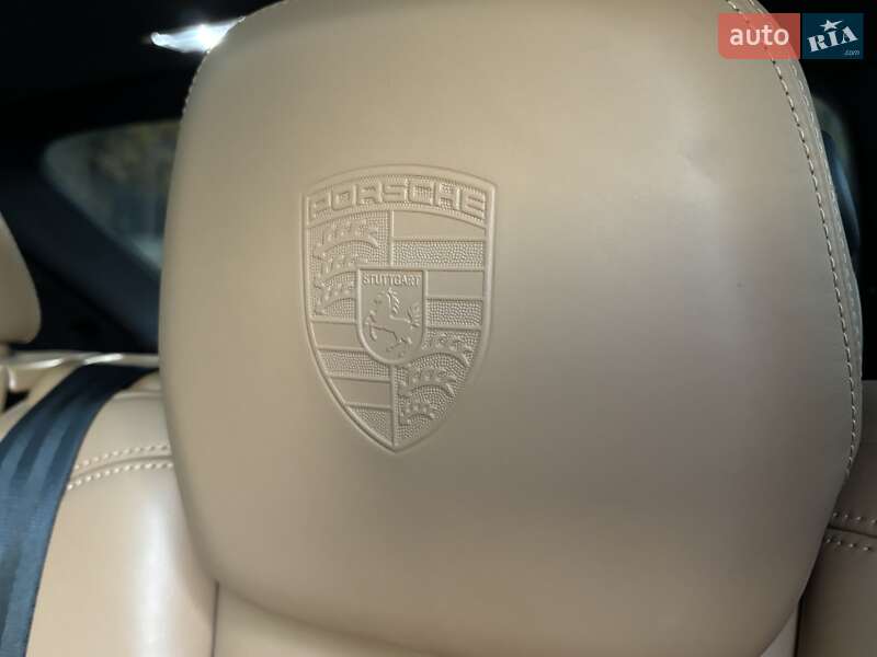 Позашляховик / Кросовер Porsche Cayenne 2015 в Києві фото 29 Позашляховик / Кросовер Porsche Cayenne 2015 в Києві