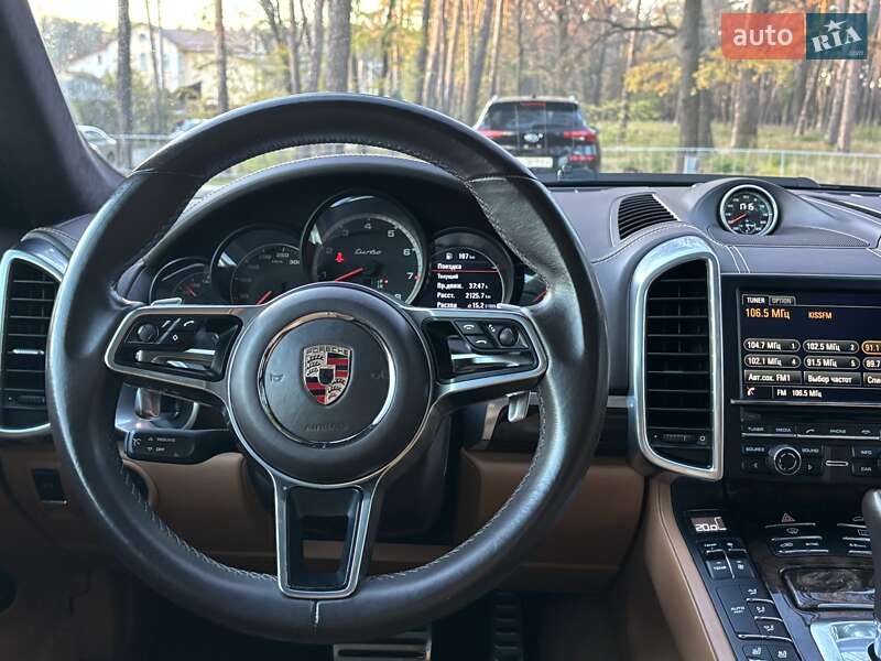 Позашляховик / Кросовер Porsche Cayenne 2015 в Києві фото 36 Позашляховик / Кросовер Porsche Cayenne 2015 в Києві