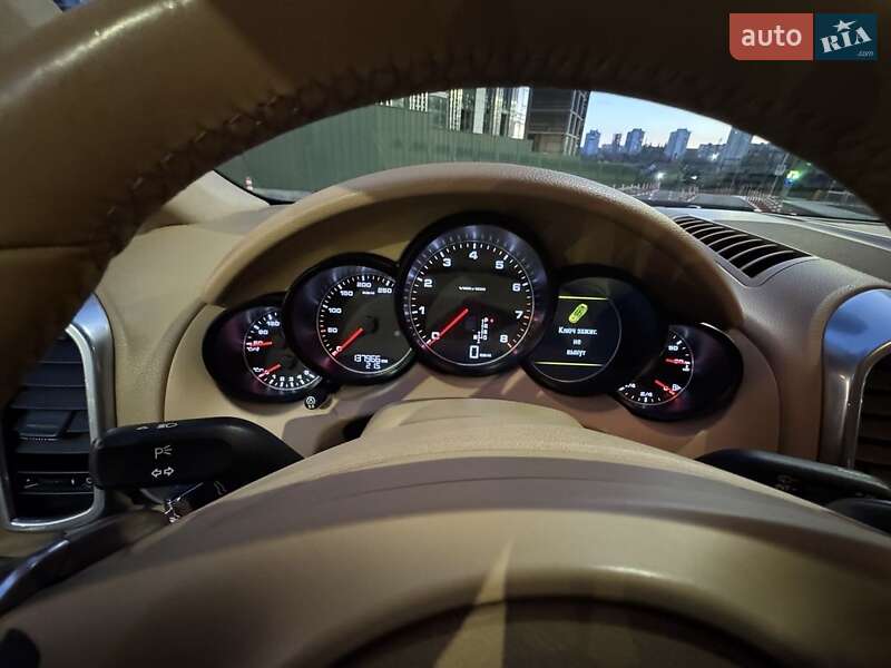 Внедорожник / Кроссовер Porsche Cayenne 2013 в Киеве фото 8 Внедорожник / Кроссовер Porsche Cayenne 2013 в Киеве