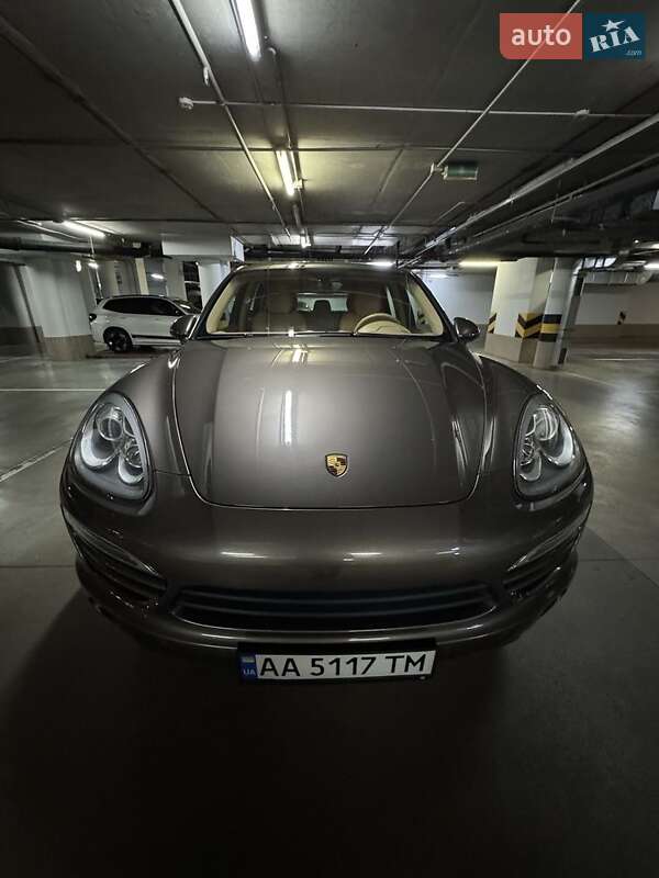 Внедорожник / Кроссовер Porsche Cayenne 2013 в Киеве фото 23 Внедорожник / Кроссовер Porsche Cayenne 2013 в Киеве