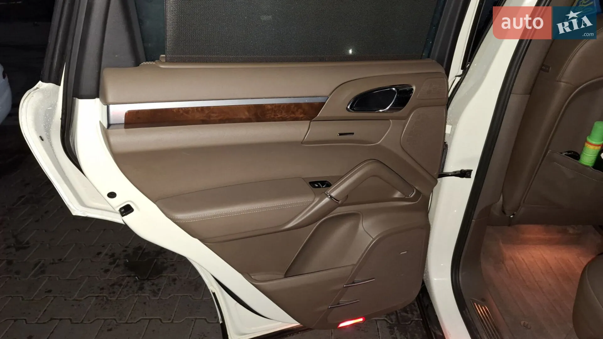 2011 Porsche Cayenne - мініатюра 14