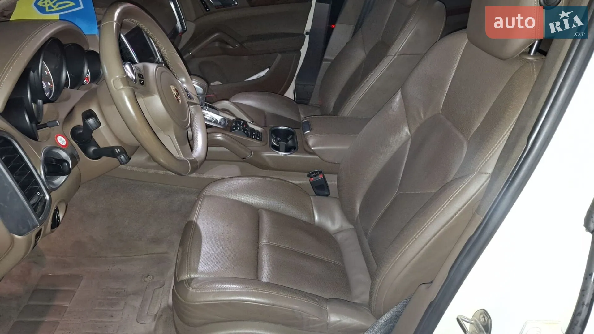 2011 Porsche Cayenne - мініатюра 17