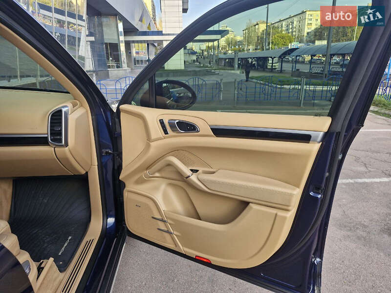 Позашляховик / Кросовер Porsche Cayenne 2013 в Києві фото 21 Позашляховик / Кросовер Porsche Cayenne 2013 в Києві