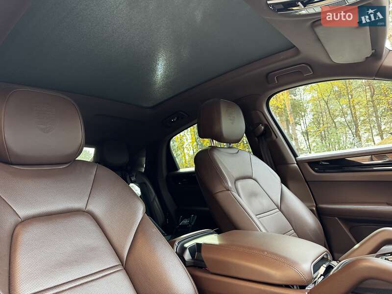 Позашляховик / Кросовер Porsche Cayenne 2021 в Броварах