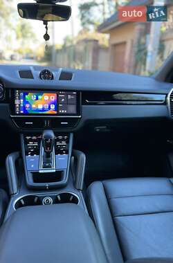 Внедорожник / Кроссовер Porsche Cayenne 2018 в Львове