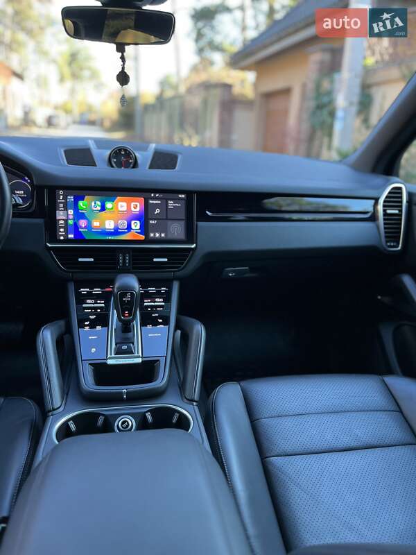 Внедорожник / Кроссовер Porsche Cayenne 2018 в Львове фото 7 Внедорожник / Кроссовер Porsche Cayenne 2018 в Львове