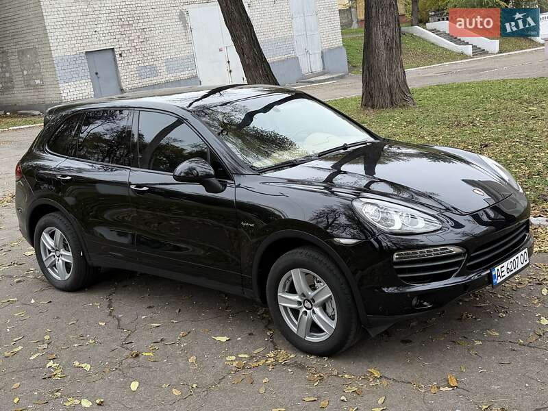 Позашляховик / Кросовер Porsche Cayenne 2011 в Кам'янському фото 18 Позашляховик / Кросовер Porsche Cayenne 2011 в Кам'янському