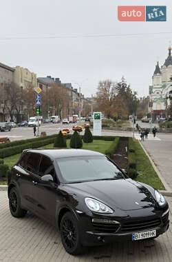 Внедорожник / Кроссовер Porsche Cayenne 2012 в Запорожье