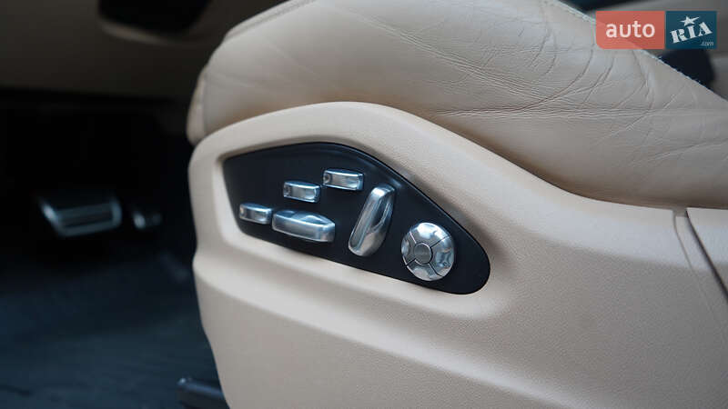 Позашляховик / Кросовер Porsche Cayenne 2018 в Львові