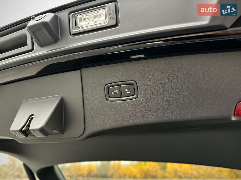 Позашляховик / Кросовер Porsche Cayenne 2024 в Києві