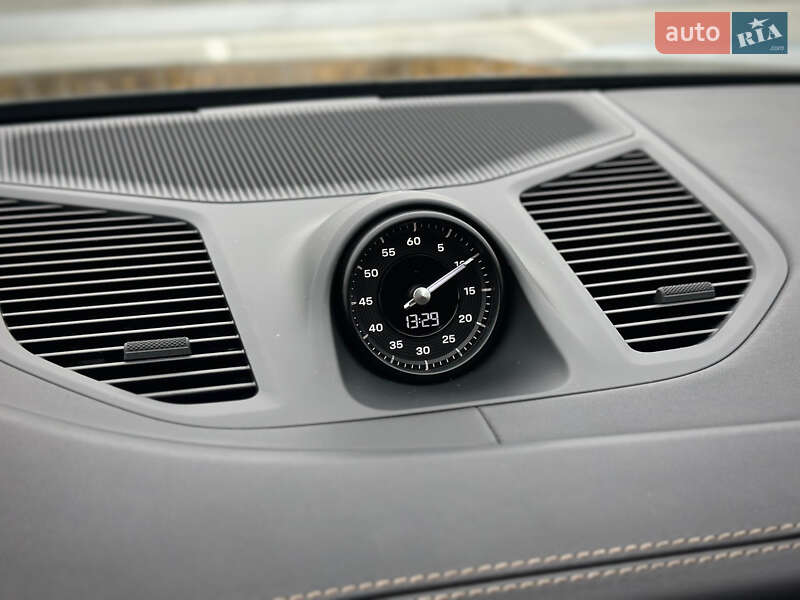 Позашляховик / Кросовер Porsche Cayenne 2024 в Києві