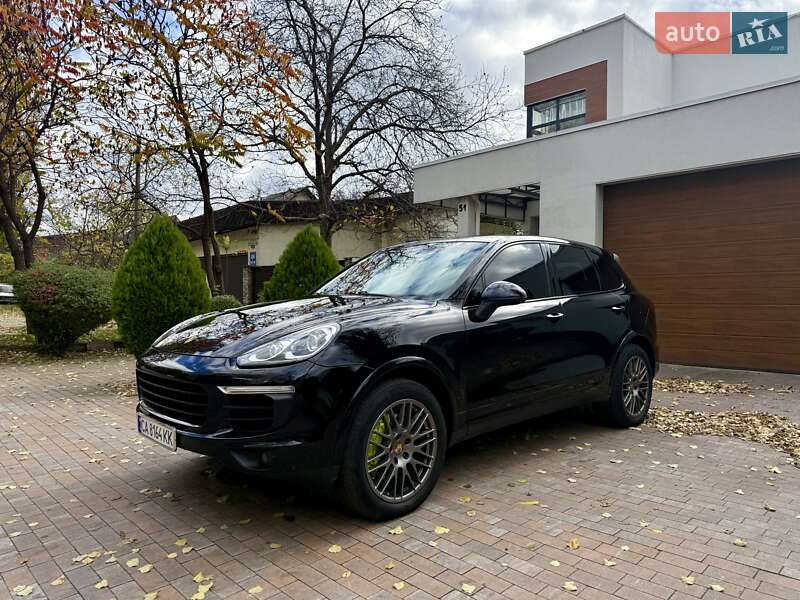 Внедорожник / Кроссовер Porsche Cayenne 2016 в Киеве фото 18 Внедорожник / Кроссовер Porsche Cayenne 2016 в Киеве