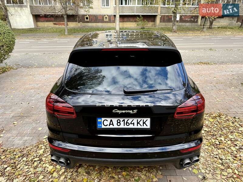 Внедорожник / Кроссовер Porsche Cayenne 2016 в Киеве фото 21 Внедорожник / Кроссовер Porsche Cayenne 2016 в Киеве
