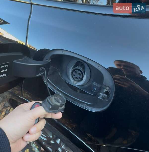 Внедорожник / Кроссовер Porsche Cayenne 2016 в Киеве фото 90 Внедорожник / Кроссовер Porsche Cayenne 2016 в Киеве