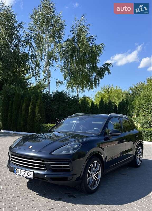 Позашляховик / Кросовер Porsche Cayenne 2018 в Тернополі
