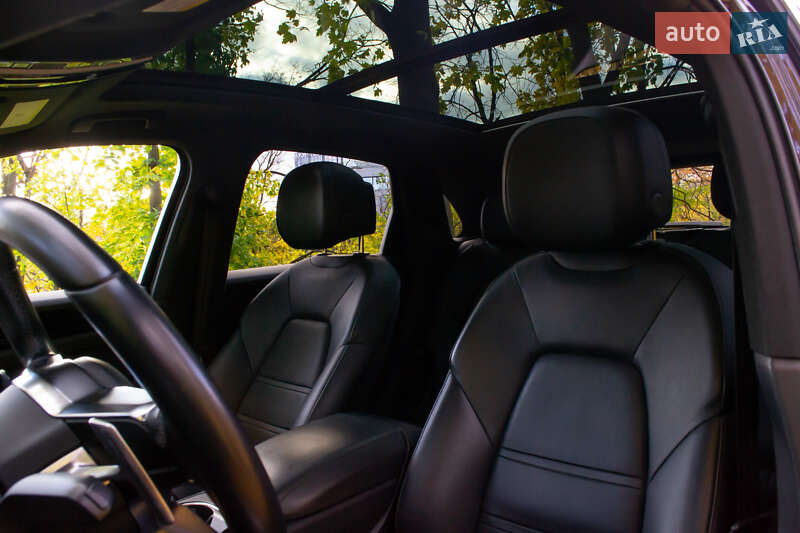 Внедорожник / Кроссовер Porsche Cayenne 2018 в Киеве