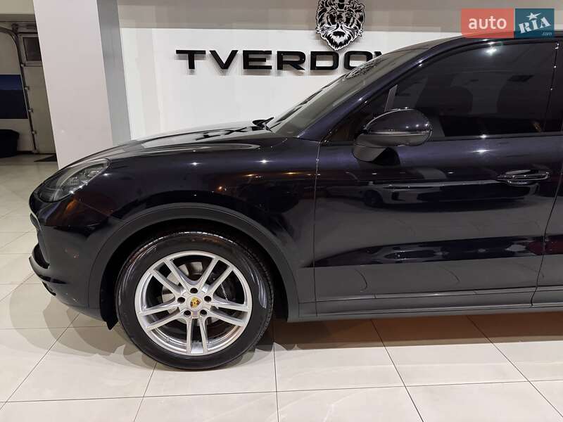 Внедорожник / Кроссовер Porsche Cayenne 2019 в Одессе