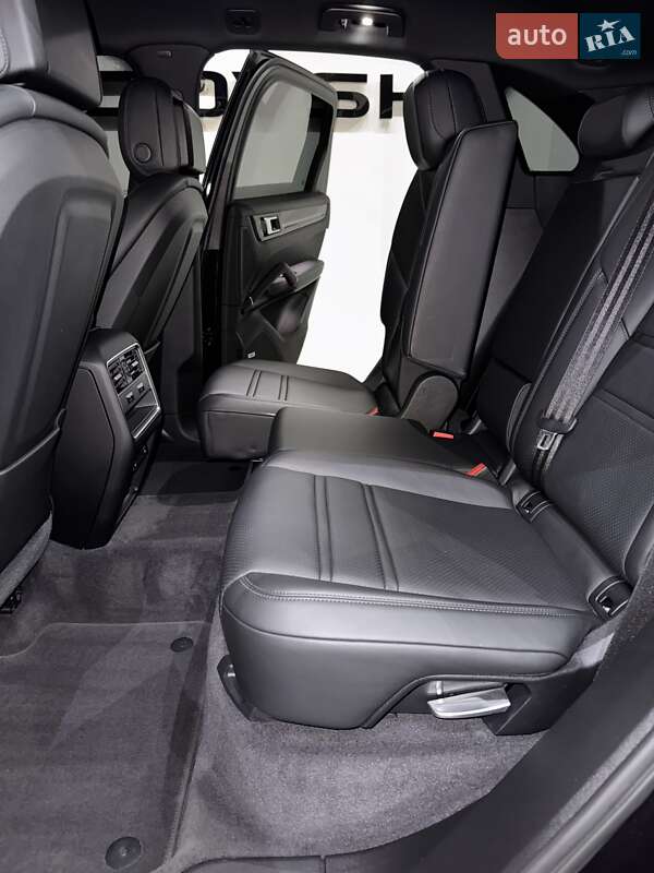 Внедорожник / Кроссовер Porsche Cayenne 2019 в Одессе