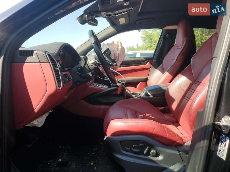 Внедорожник / Кроссовер Porsche Cayenne 2022 в Львове