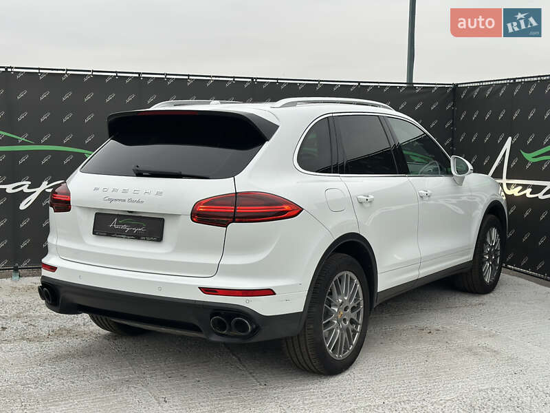 Внедорожник / Кроссовер Porsche Cayenne 2016 в Киеве фото 38 Внедорожник / Кроссовер Porsche Cayenne 2016 в Киеве