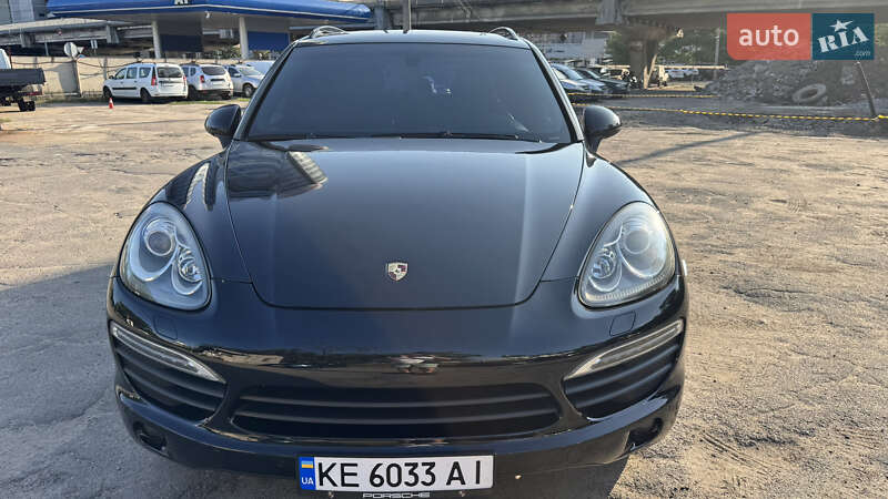 Позашляховик / Кросовер Porsche Cayenne 2010 в Дніпрі
