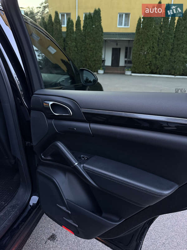 Позашляховик / Кросовер Porsche Cayenne 2011 в Києві фото 30 Позашляховик / Кросовер Porsche Cayenne 2011 в Києві