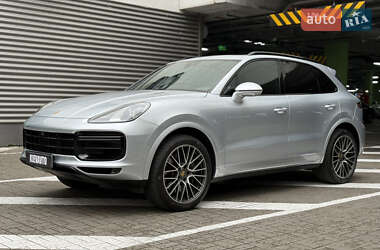 Внедорожник / Кроссовер Porsche Cayenne 2018 в Киеве
