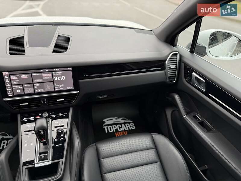 Позашляховик / Кросовер Porsche Cayenne 2020 в Києві