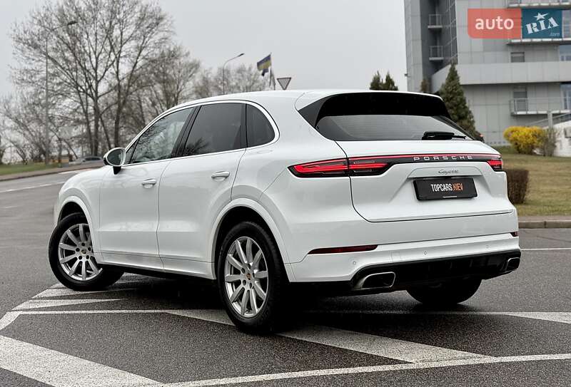 Позашляховик / Кросовер Porsche Cayenne 2020 в Києві