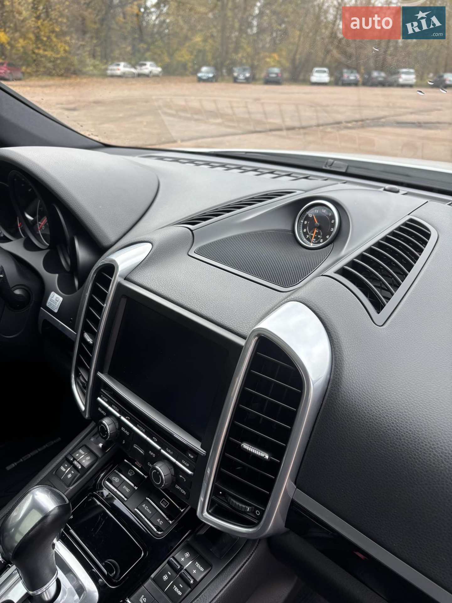 2015 Porsche Cayenne - мініатюра 28