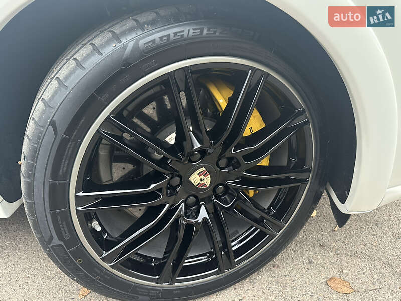 Внедорожник / Кроссовер Porsche Cayenne 2011 в Одессе фото 13 Внедорожник / Кроссовер Porsche Cayenne 2011 в Одессе