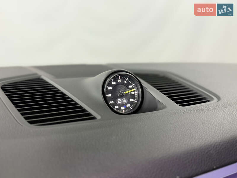 Позашляховик / Кросовер Porsche Cayenne 2019 в Одесі