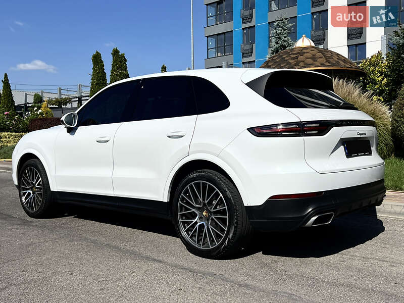 Внедорожник / Кроссовер Porsche Cayenne 2019 в Днепре