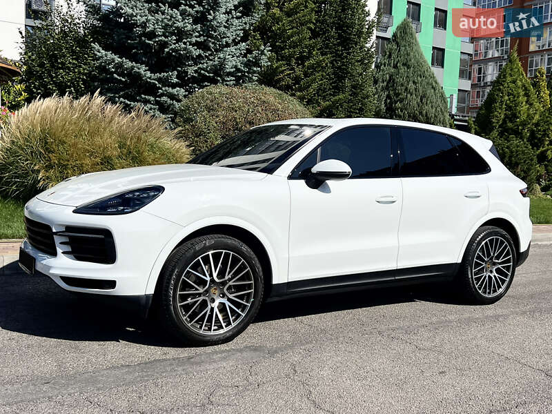 Внедорожник / Кроссовер Porsche Cayenne 2019 в Днепре