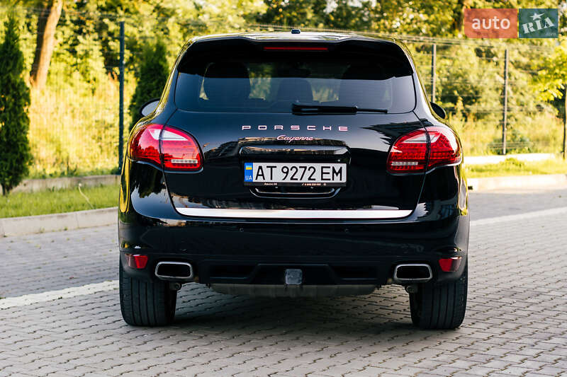 Позашляховик / Кросовер Porsche Cayenne 2012 в Івано-Франківську