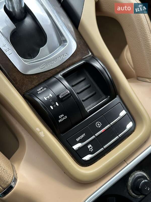 Позашляховик / Кросовер Porsche Cayenne 2014 в Білогородці фото 24 Позашляховик / Кросовер Porsche Cayenne 2014 в Білогородці