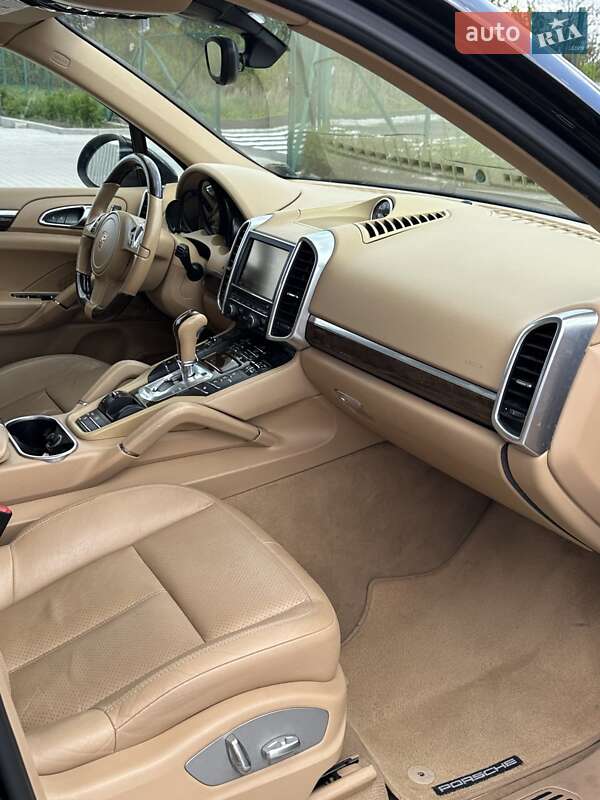 Позашляховик / Кросовер Porsche Cayenne 2014 в Білогородці фото 31 Позашляховик / Кросовер Porsche Cayenne 2014 в Білогородці