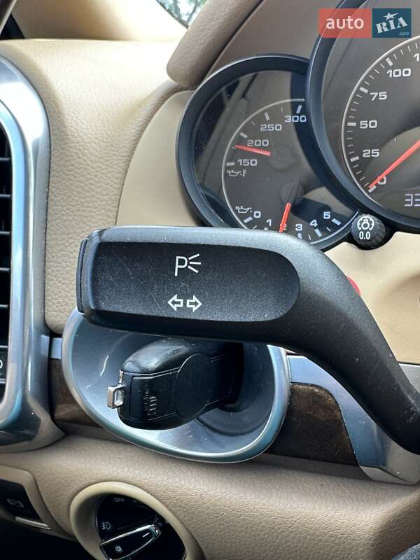 Позашляховик / Кросовер Porsche Cayenne 2014 в Білогородці фото 39 Позашляховик / Кросовер Porsche Cayenne 2014 в Білогородці