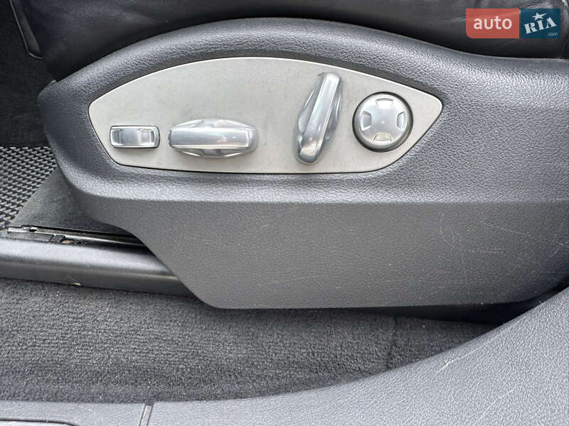 Позашляховик / Кросовер Porsche Cayenne 2015 в Самборі