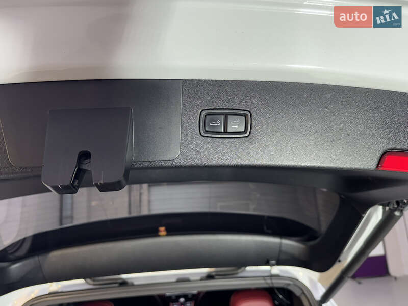 Внедорожник / Кроссовер Porsche Cayenne 2018 в Киеве