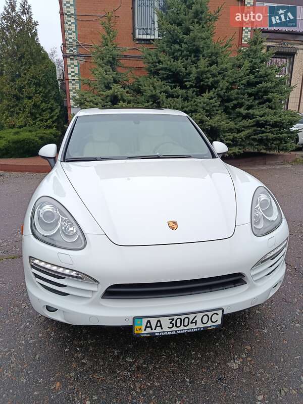 Внедорожник / Кроссовер Porsche Cayenne 2012 в Киеве фото 4 Внедорожник / Кроссовер Porsche Cayenne 2012 в Киеве
