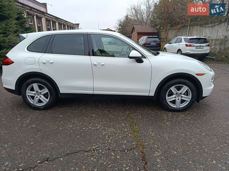 Внедорожник / Кроссовер Porsche Cayenne 2012 в Киеве фото 6 Внедорожник / Кроссовер Porsche Cayenne 2012 в Киеве