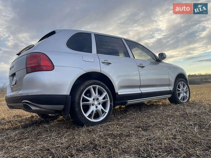 Внедорожник / Кроссовер Porsche Cayenne 2004 в Ивано-Франковске